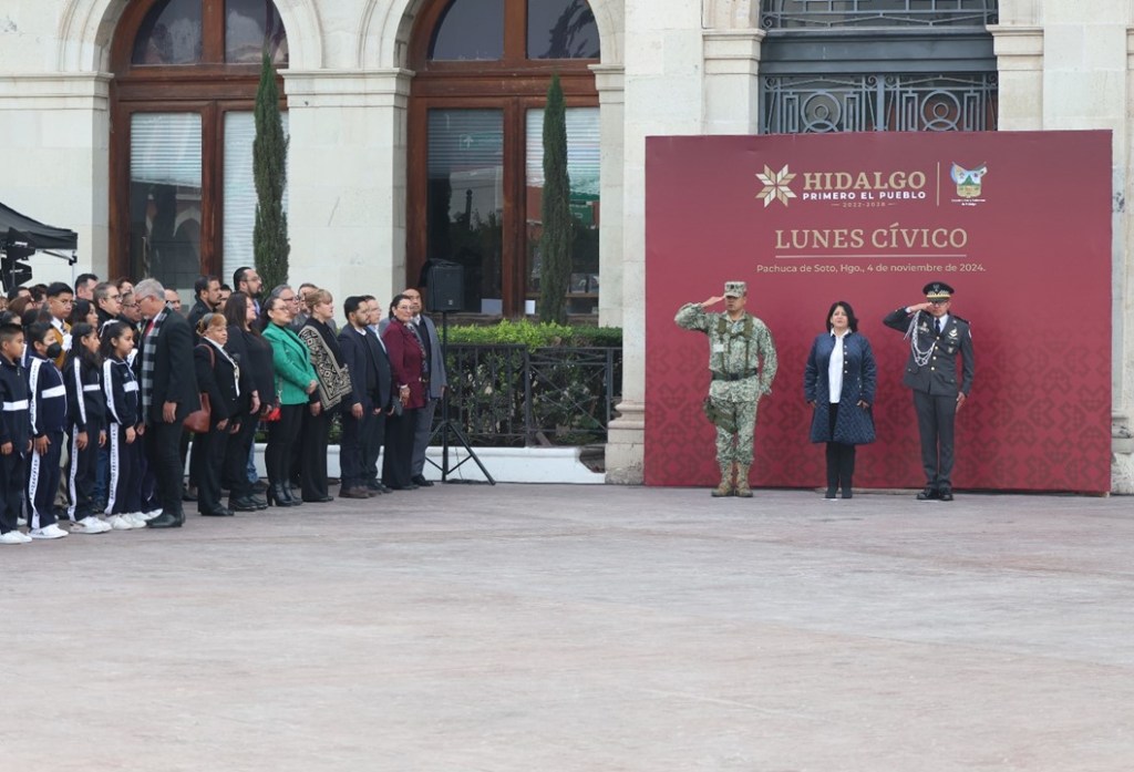 Hidalgo refuerza el orgullo cívico y nacional en Ceremonia de Honores a